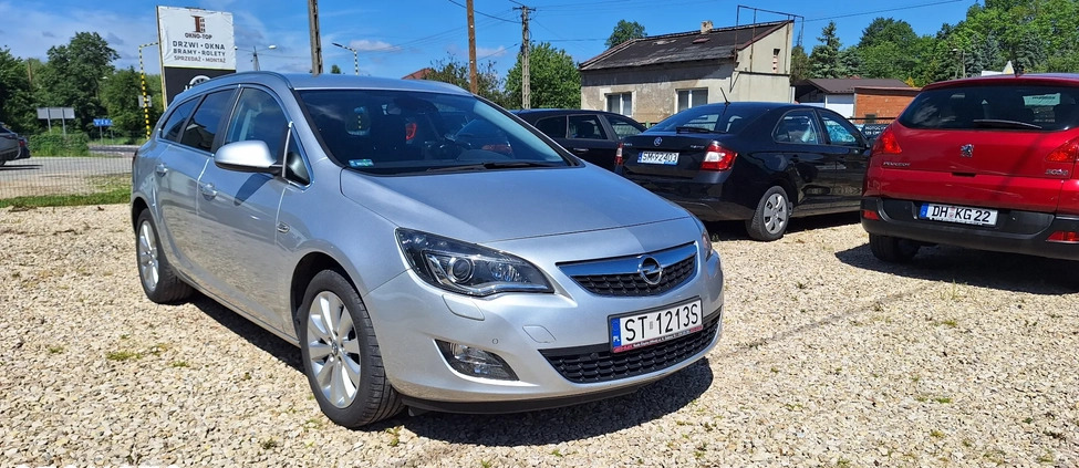 Opel Astra cena 28500 przebieg: 190721, rok produkcji 2011 z Jaworzno małe 704